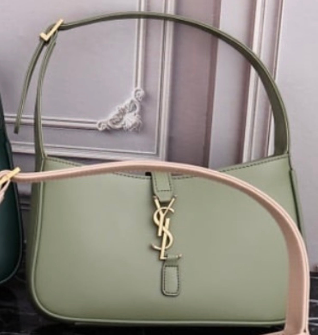 The Charlotte purse