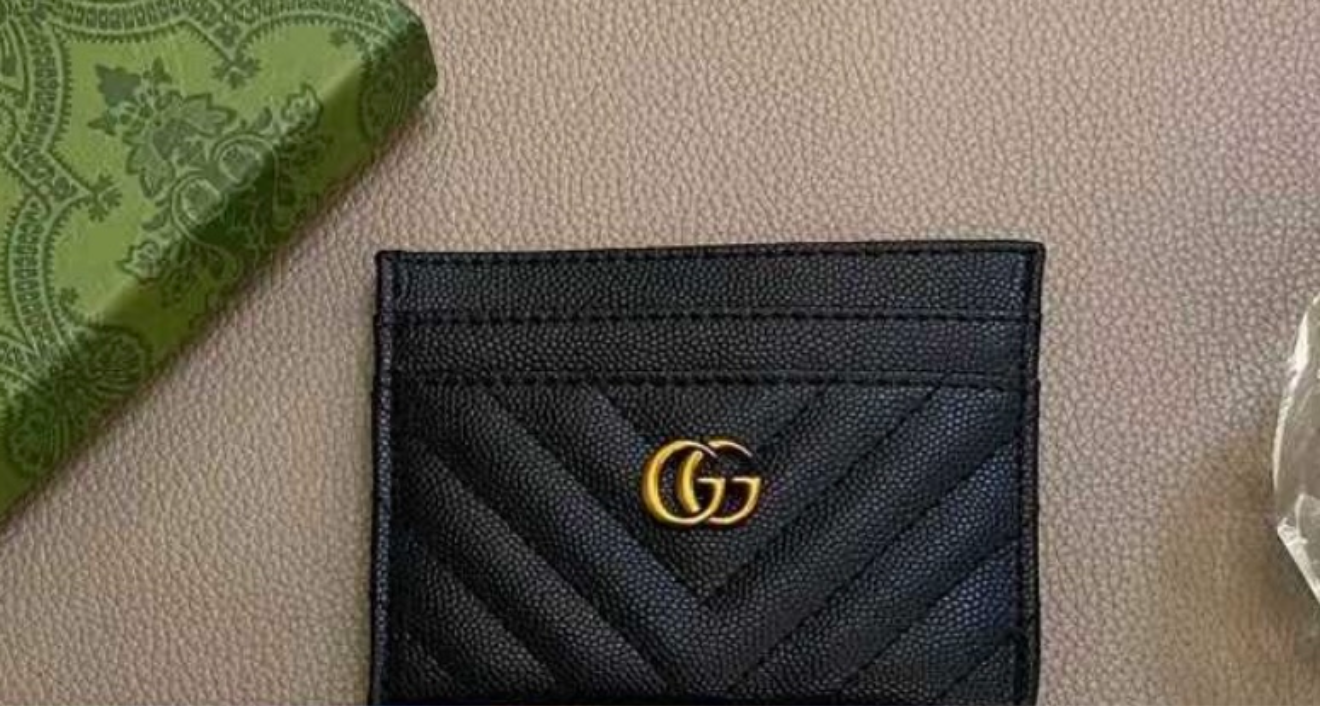 The Grace cardholder