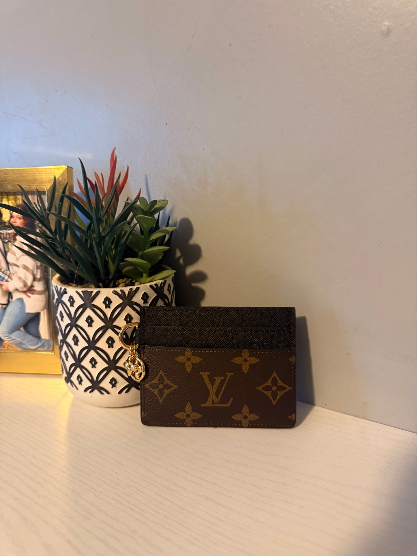The Brit wallet