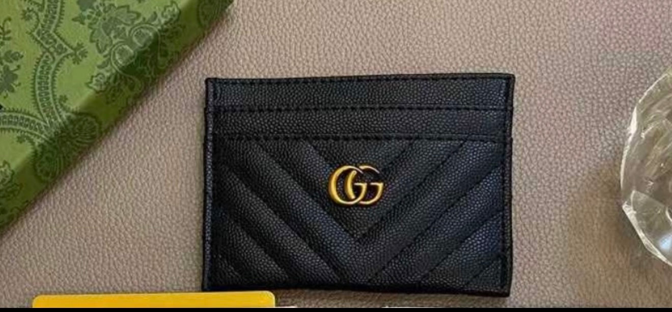 The Mini Cardholder