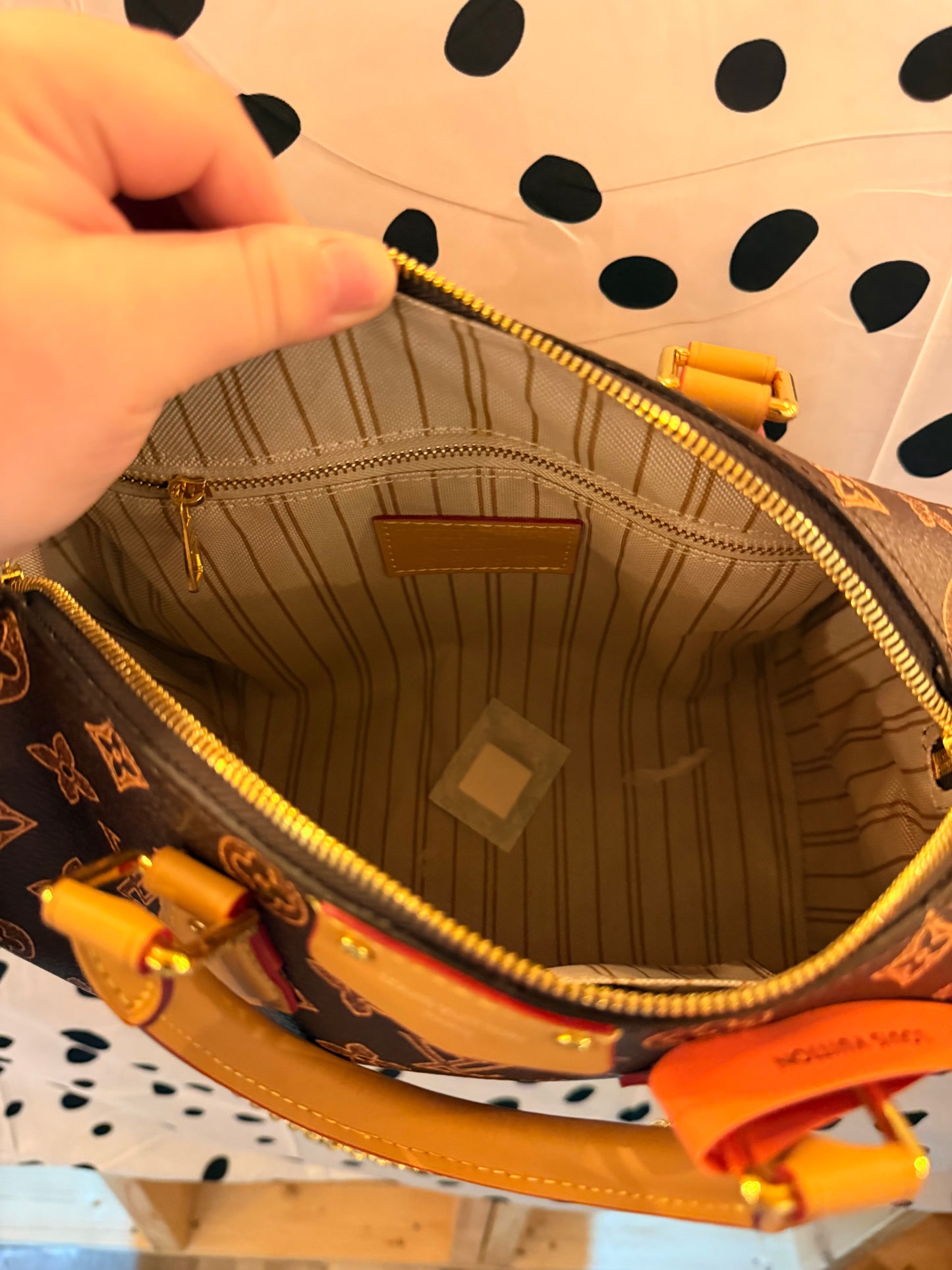 The Regina purse