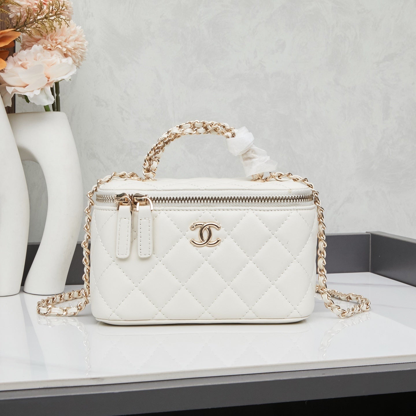 The Ivy makeup bag
