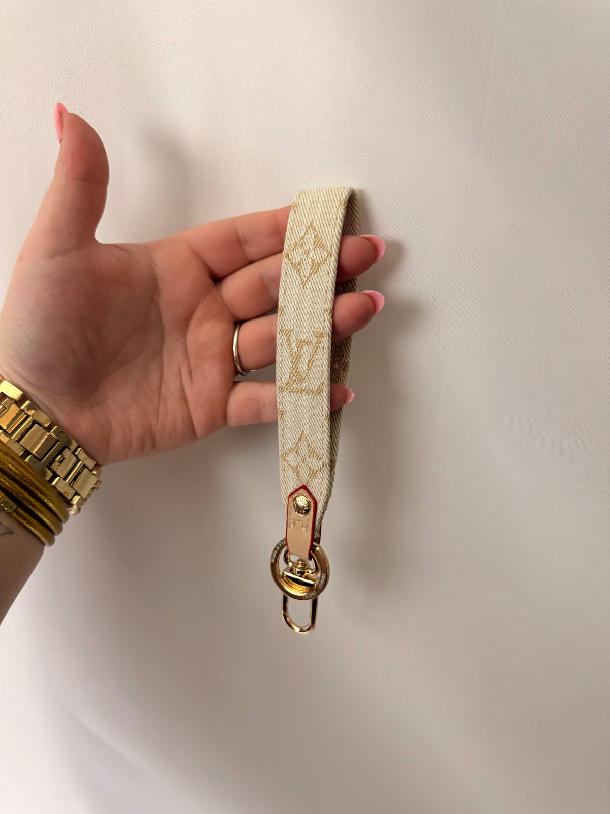 The Ivy keychain