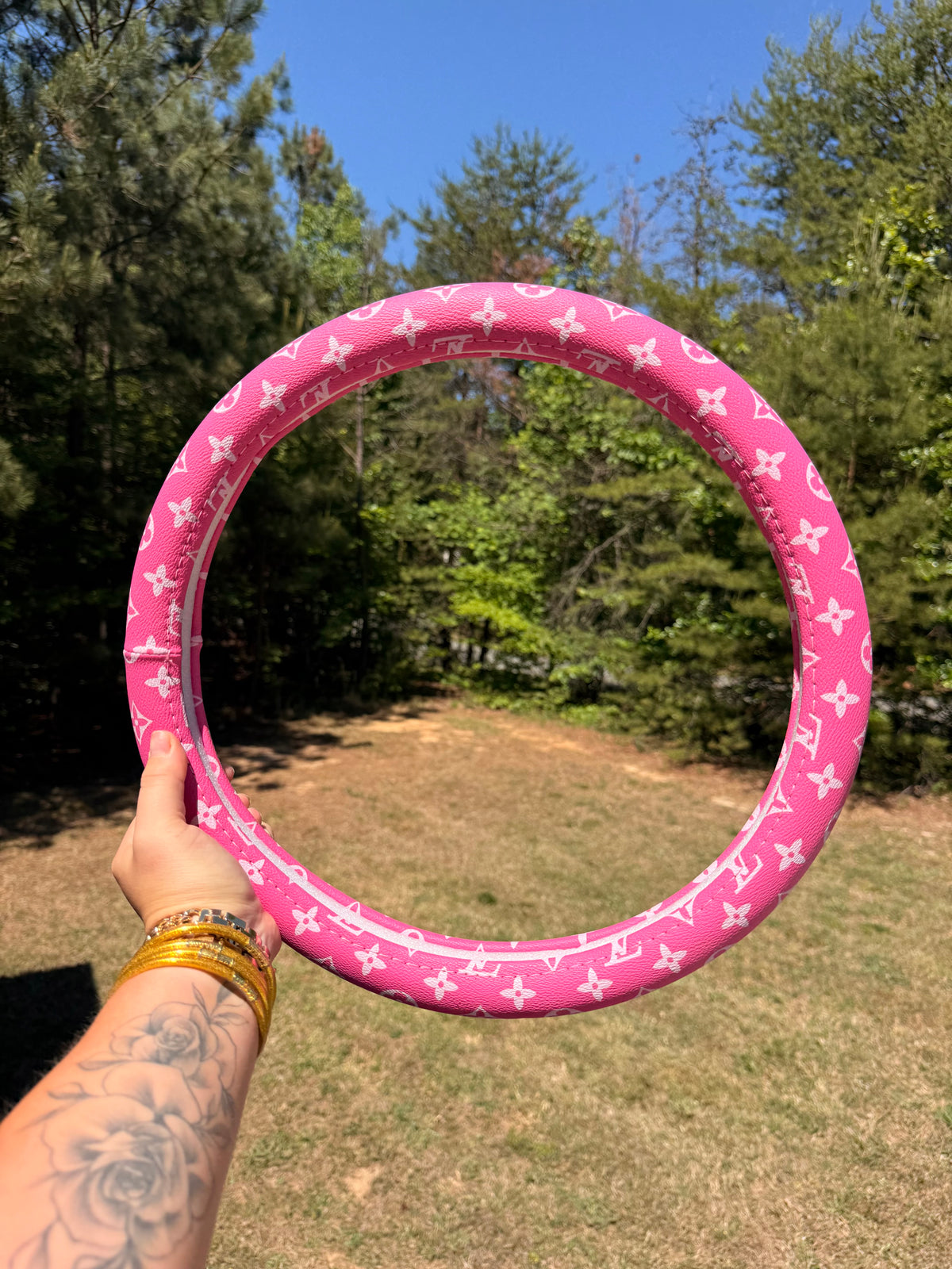 Liv steering wheel cover