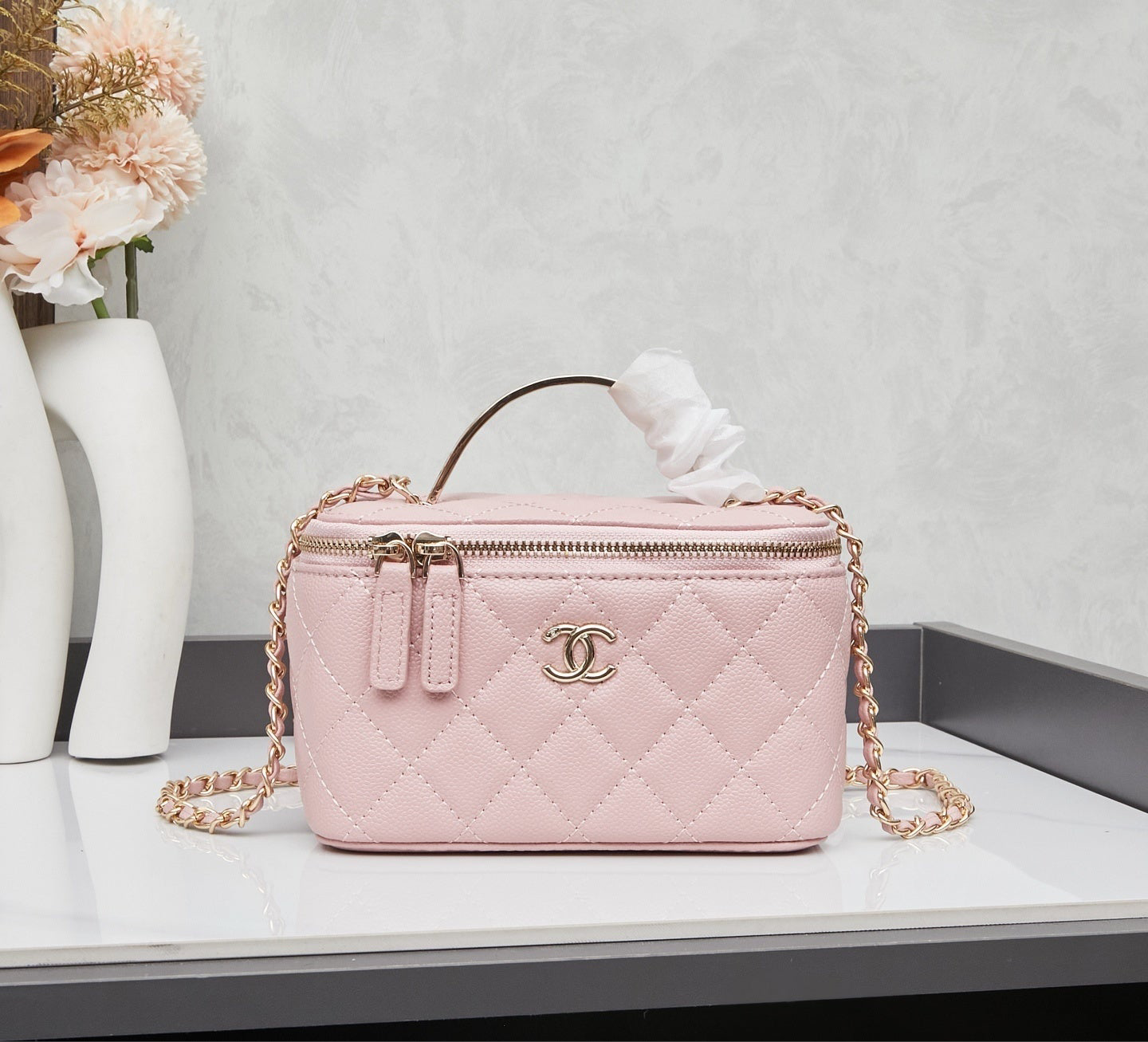 The Ivy makeup bag