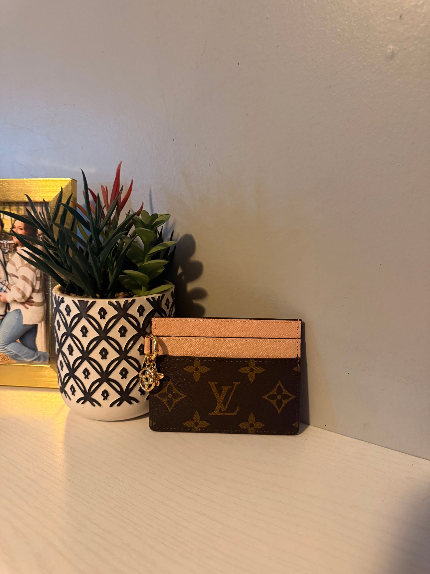 The Brit wallet