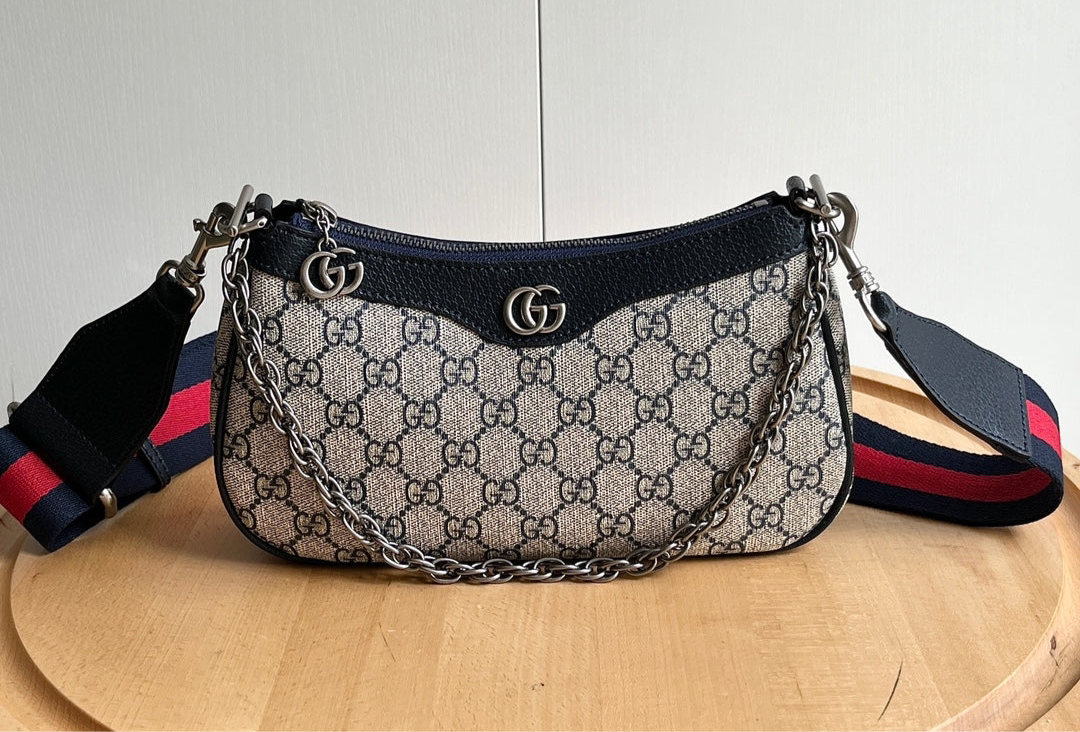 The Grace purse