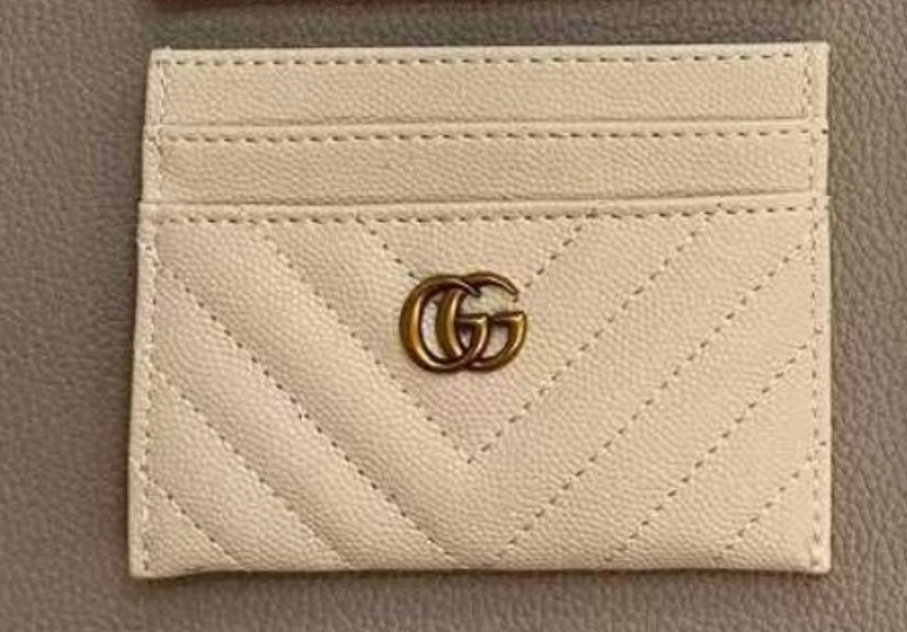 The Mini Cardholder