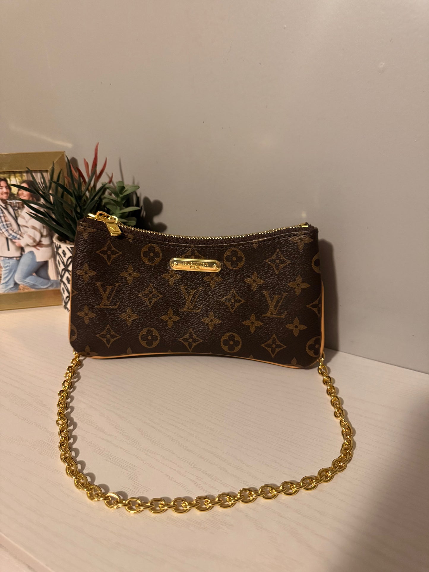 The Amelia purse