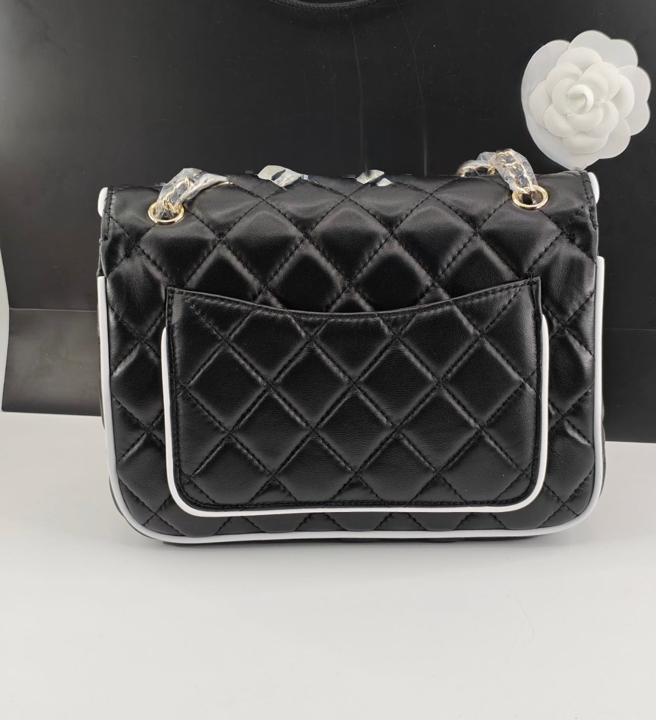 The Leah purse