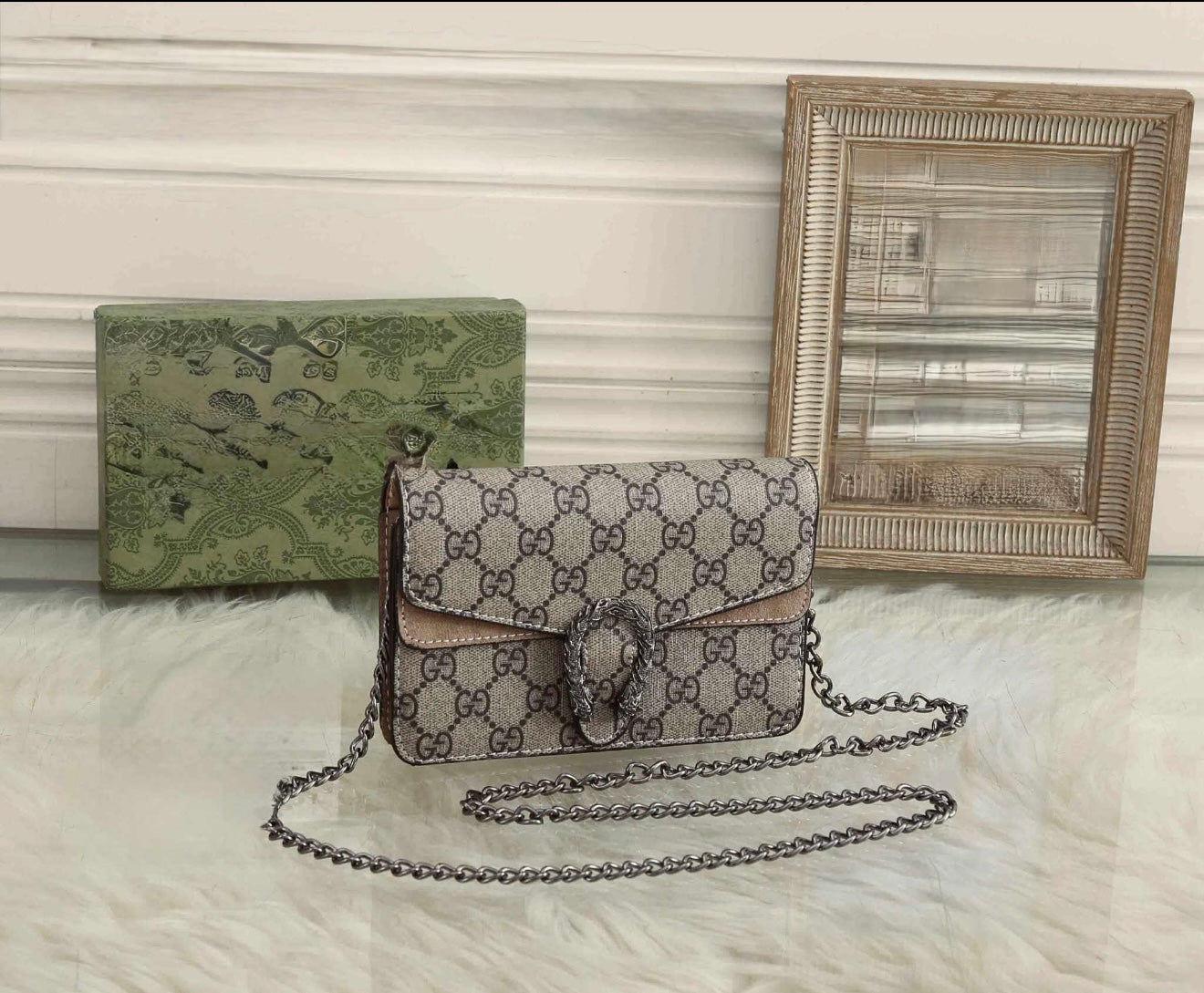 The Stella purse