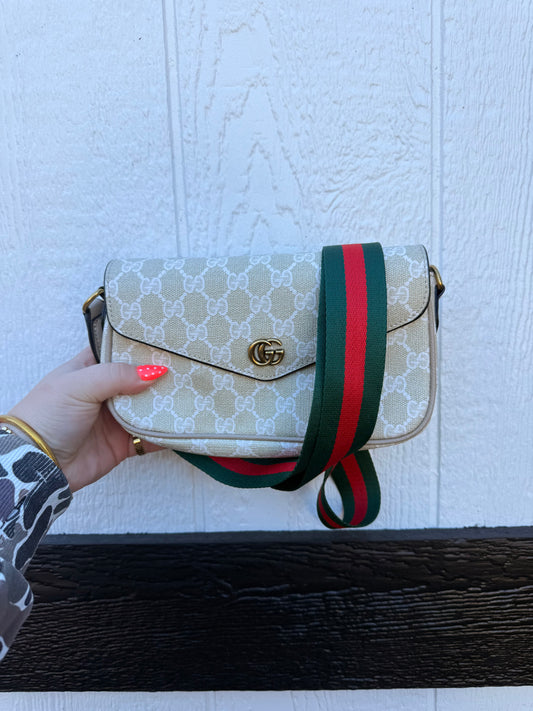 The Rhianna purse