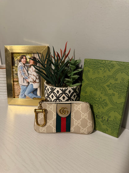The GG tiny wallet