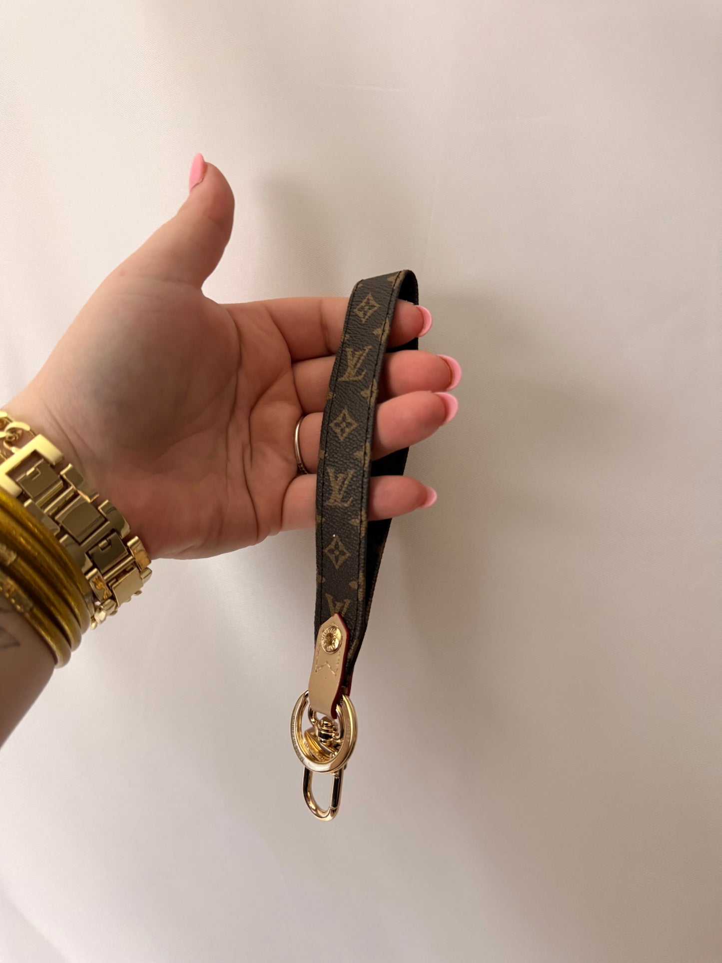The Ivy keychain