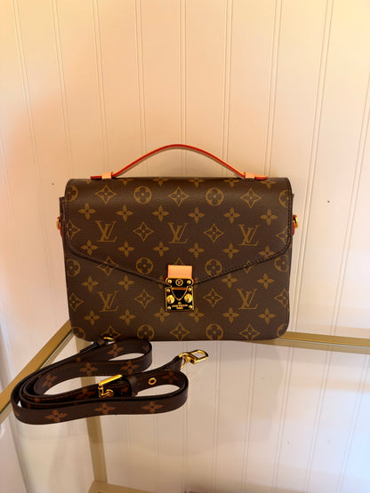 The Amber purse