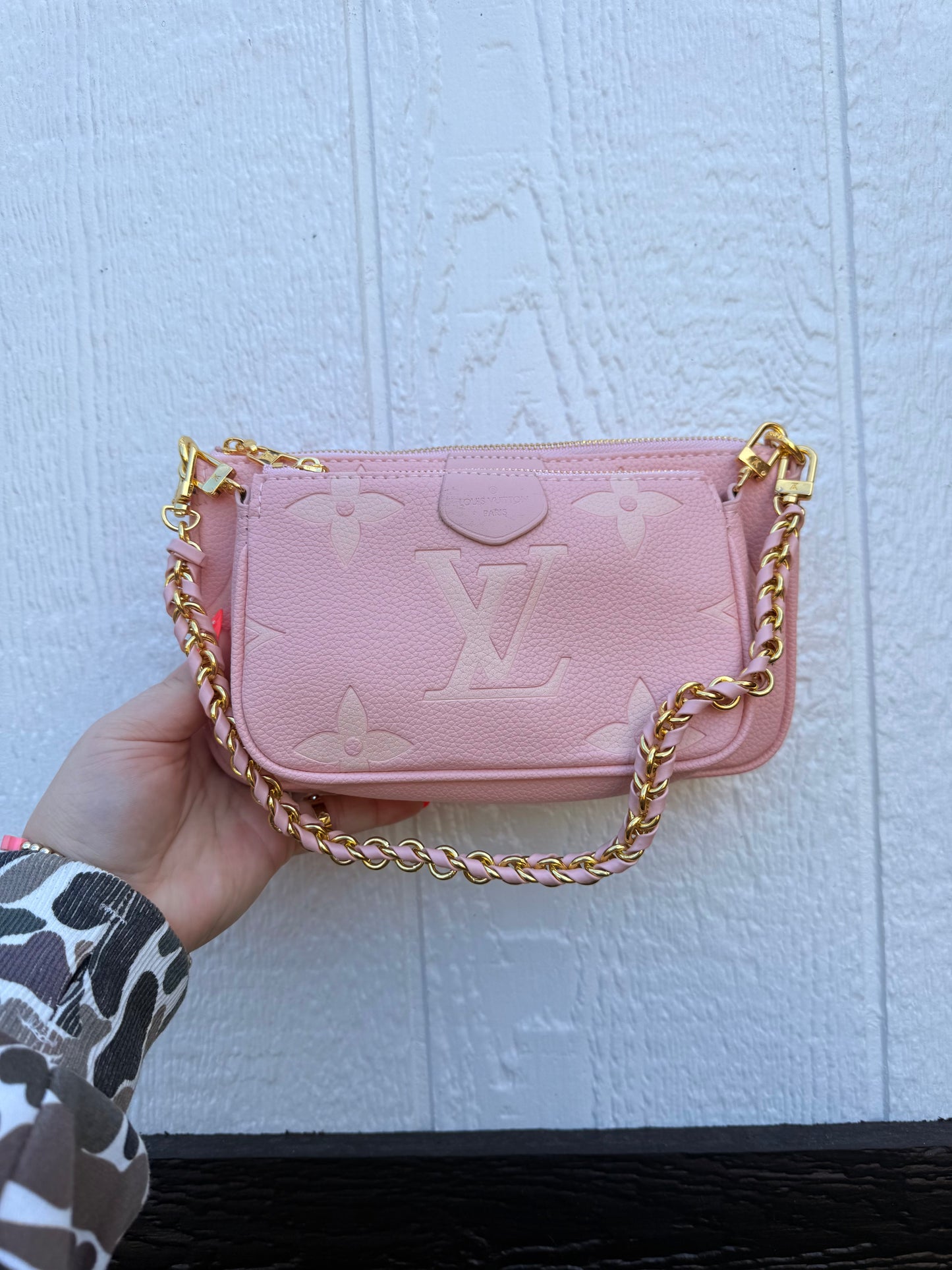 The pink purse