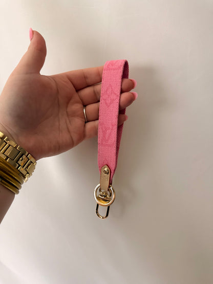 The Ivy keychain