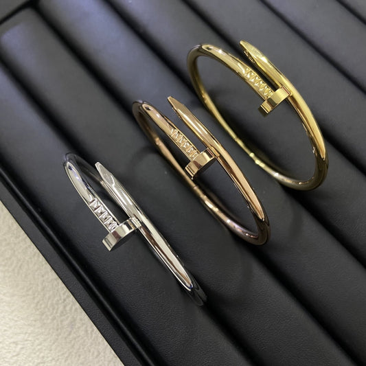 The Carter bracelet