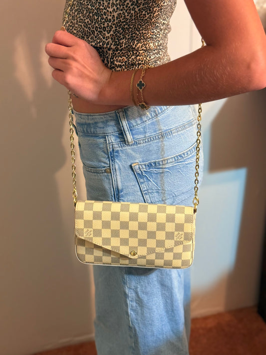 The Anistyn Purse