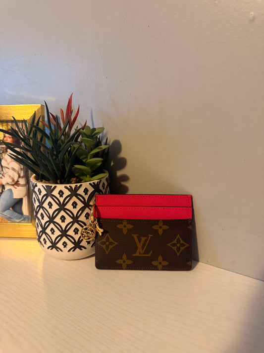 The Brit wallet