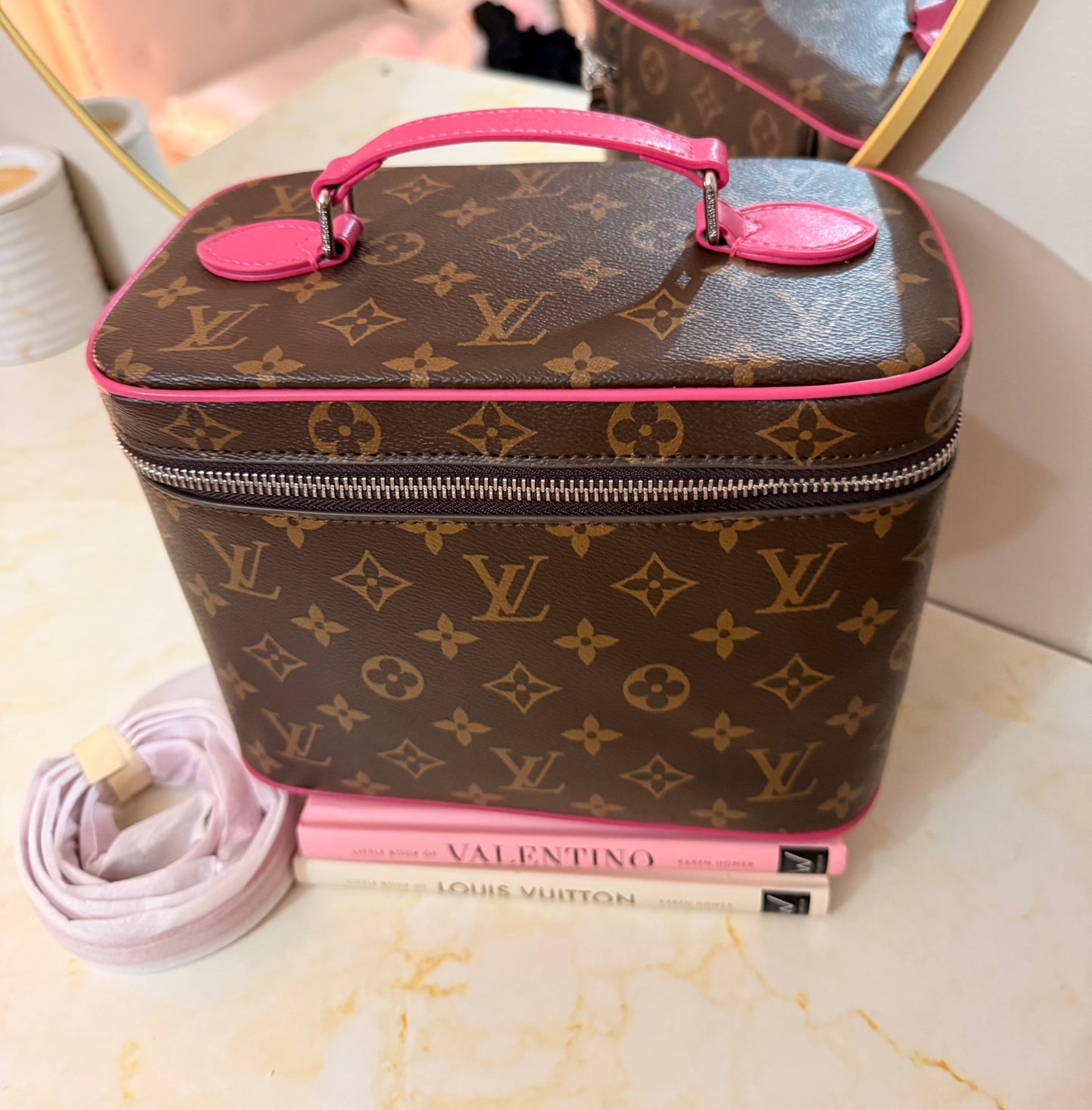 The willow makeup bag
