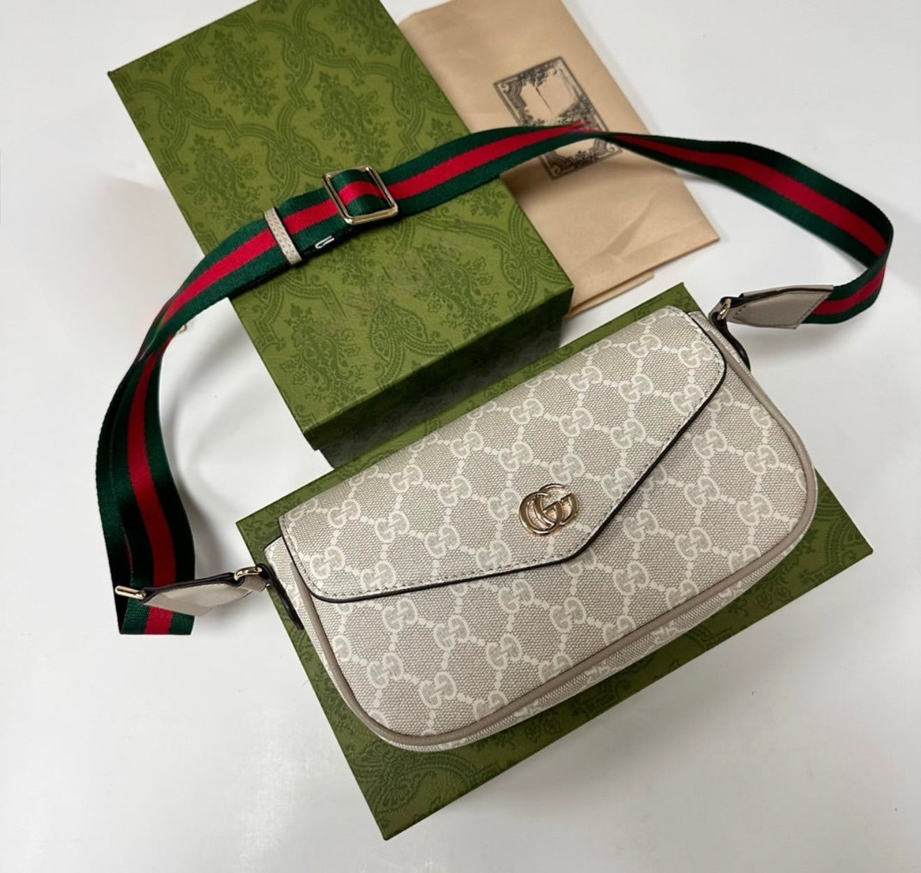 The Rhianna purse